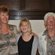 Anja van der Starre (met dochter Nina en moeder Leny) benoemd tot Lid in de Orde van Oranje-Nassau d.d. 29 april 2011