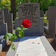 Dodenherdenking 2020, roos op het graf van Teunis Ceelen in Sliedrecht