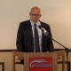 Ben van der Hel, voorzitter 4 en 5 mei comité Sliedrecht, opent de herdenkingsbijeenkomst